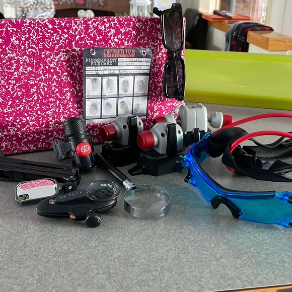 Spy toys - Picture 1 of 1